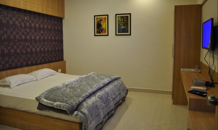 Hotel Athidi Grand Visakhapatnam Esterno foto