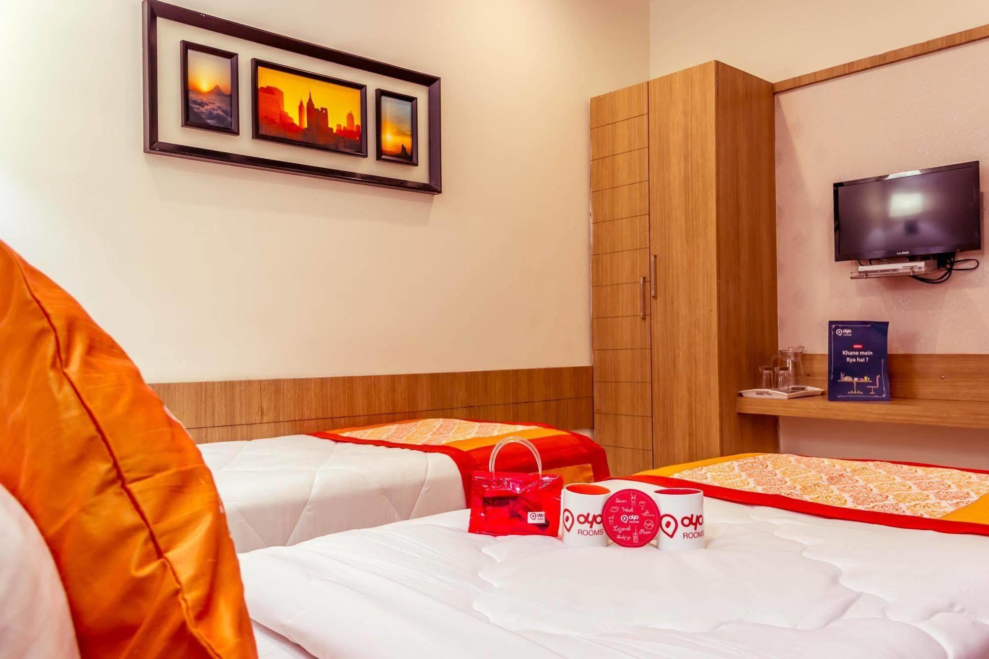 Hotel Athidi Grand Visakhapatnam Esterno foto